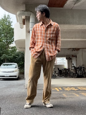 「Eddie Bauer（エディーバウアー）のアイテム（トップス）」を使った、ししまるさん（メンズ・173cm）の秋コーディネート