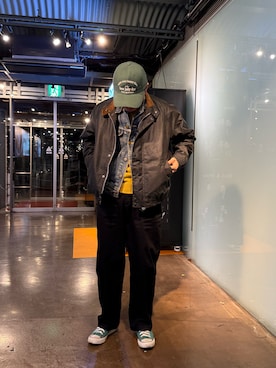 「アイテム（チノパンツ）」を使った、ししまるさん（メンズ・173cm・20代）の秋コーディネート