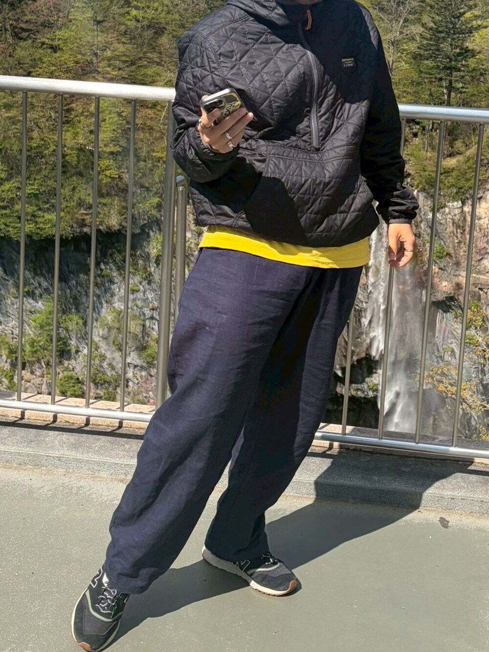 L.L.Beanのマウンテンパーカー（ブラック系）を使った人気ファッション 