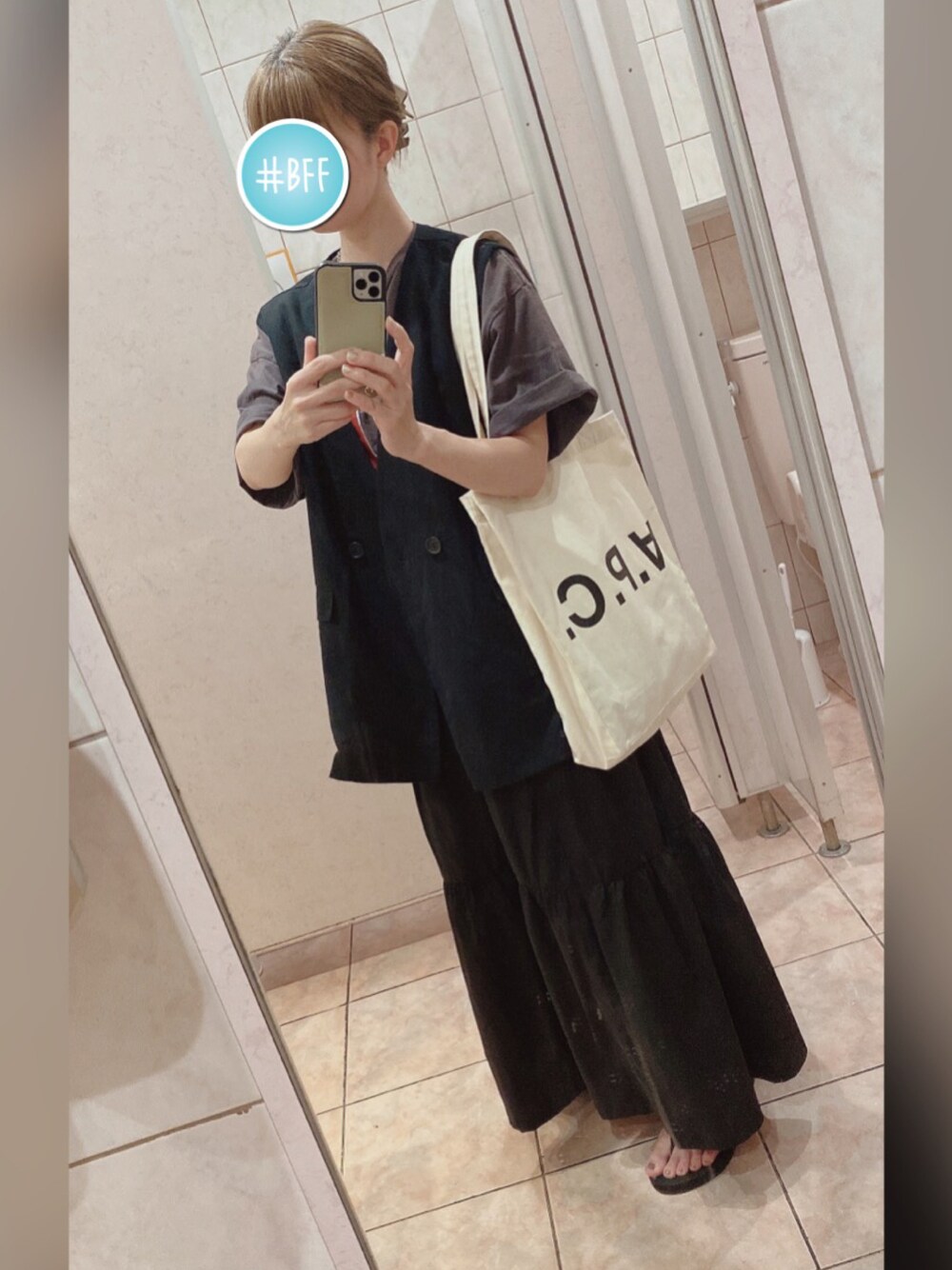 「オトナカジュアル、サンダルコーデ、大人女子、モノトーン、ロングスカート、お洒落さんとつながりたい」｜「niko and...のアイテム（Tシャツ/カットソー、ブラック系）」を使った、amu1002さん（レディース・159cm）の夏コーディネートの1枚目の写真