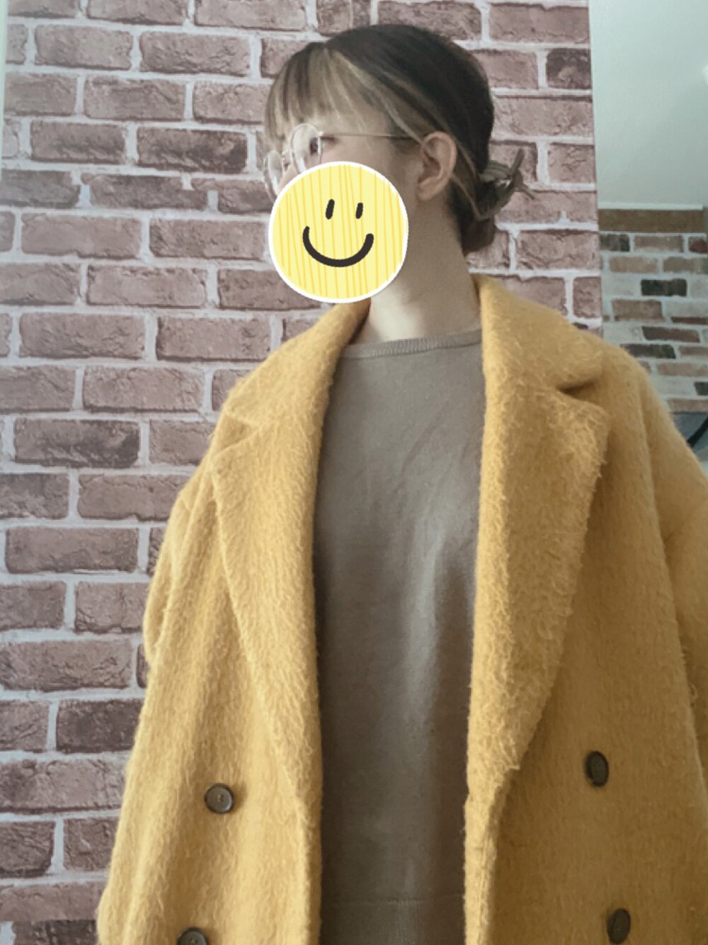 「お洒落さんとつながりたい、メガネ女子、差し色」｜「AMERICAN HOLICのアイテム（ニット/セーター、グレー系）」を使った、amu1002さん（レディース・159cm）の冬コーディネートの1枚目の写真