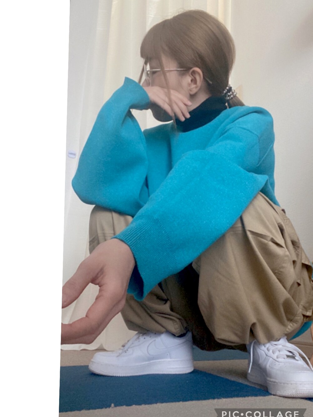 「メンズライク、カーゴパンツ、カジュアルコーデ、おしゃれさんと繋がりたい、スウェット」｜「JEANASISのアイテム（スウェット、ブルー系）」を使った、amu1002さん（レディース・159cm）の冬コーディネートの1枚目の写真