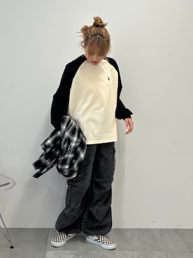 「アイテム（カーゴパンツ）」を使った、rinoさん（レディース・160cm）の春コーディネート