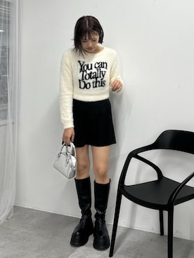 「ロゴニット」｜「アイテム（スラックス）」を使った、rinoさん（レディース・160cm）の秋コーディネート