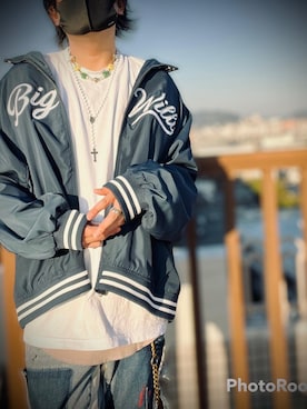 「フレアデニム」｜「アイテム（スタジャン）」を使った、raosukeさん（メンズ・182cm）の冬コーディネート
