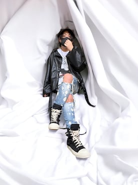 「LILL（リル）のアイテム（ライダースジャケット）」を使った、raosukeさん（メンズ・182cm）の春コーディネート