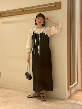 「春服デビュー宣言」｜「アイテム（ジャンパースカート）」を使った、ほこさん（レディース・158cm）の春コーディネート