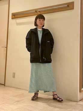 「FREDY&GLOSTER」｜「アイテム（マウンテンパーカー）」を使った、ほこさん（レディース・158cm）の春コーディネート