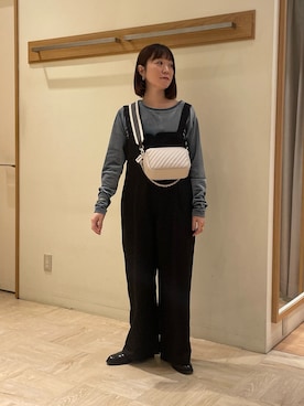 「fredy emue（フレディエミュ）のアイテム（サロペット/オーバーオール）」を使った、ほこさん（レディース・158cm）の秋コーディネート