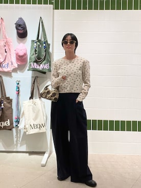 「MAQWEL（マクウェル）の【MAQWEL/マクウェル】Flower Waffleショルダーパッドプルオーバー（Tシャツ/カットソー、ホワイト系）」を使った、SENOさん（レディース・157cm）の秋コーディネート