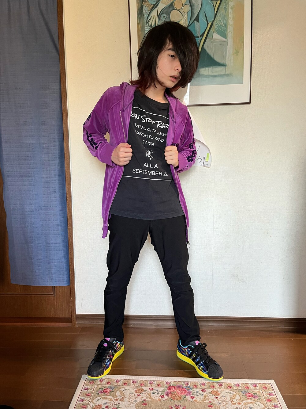 「adidas Originalsのアイテム（スニーカー、その他）」を使った、death666ttさん（メンズ・160cm）の夏コーディネートの1枚目の写真