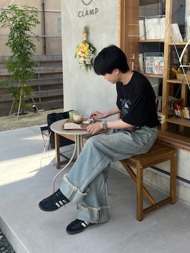 「アイテム（キーケース/キーアクセサリー）」を使った、くもるさん（メンズ・166cm）の秋コーディネート