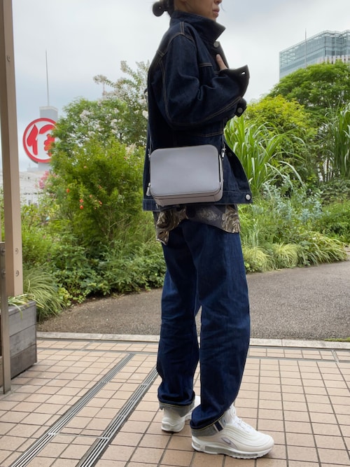 【極美品】エポイ ショルダーバッグ レミー ボックス シボ革 2way ブラック 極美品】エポイ ショルダーバッグ レミー ボックス シボ革 2way