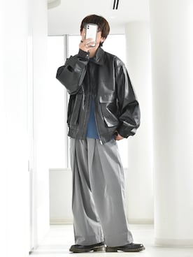 「アイテム（ブルゾン、ブラック系）」を使った、y_Oさん（メンズ・168cm）の春コーディネート