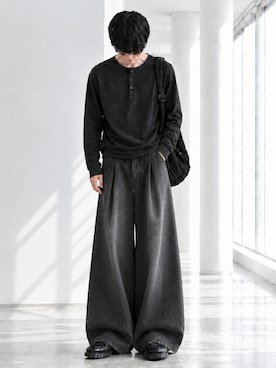 「MONO-MART（モノマート）のソフトフェード コンパクトフィット ヘンリーネック長袖カットソー＜イージーケア・UVカット＞（Tシャツ/カットソー、ブラック系）」を使った、y_Oさん（メンズ・168cm）の秋コーディネート
