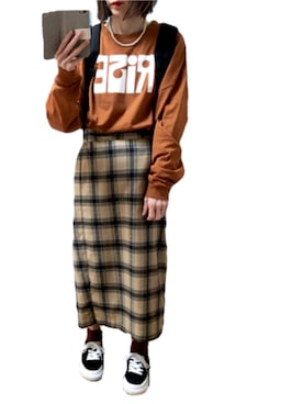 「アイテム（Tシャツ/カットソー、オレンジ系）」を使った、ゆぅきさん（レディース・155cm）の秋コーディネート