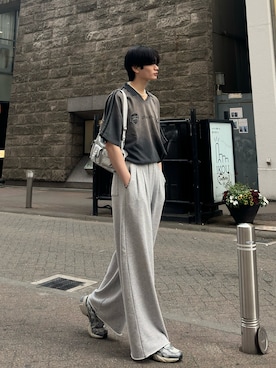 「NIKE（ナイキ）の限定モデル【NIKE meets emmi】W NIKE V2K RUN（スニーカー）」を使った、ゆーたさん（メンズ・180cm）の夏コーディネート