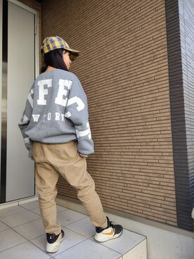 「BRANSHES（ブランシェス）のアイテム（パンツ、ベージュ系）」を使った、nayu*さん（キッズ・140cm）の冬コーディネート