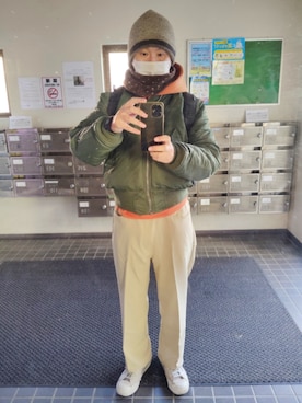 「GU（ジーユー）のアイテム（スラックス）」を使った、kei kuronoさん（レディース・173cm）の冬コーディネート