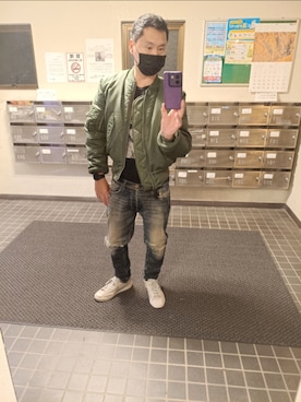 「アイテム（デジタル腕時計）」を使った、sevenstars01jpさん（メンズ・173cm）の秋コーディネート