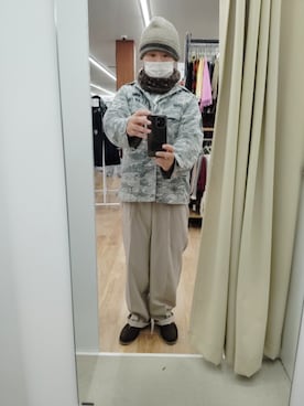 「GU（ジーユー）のアイテム（スラックス）」を使った、kei kuronoさん（レディース・173cm）の冬コーディネート