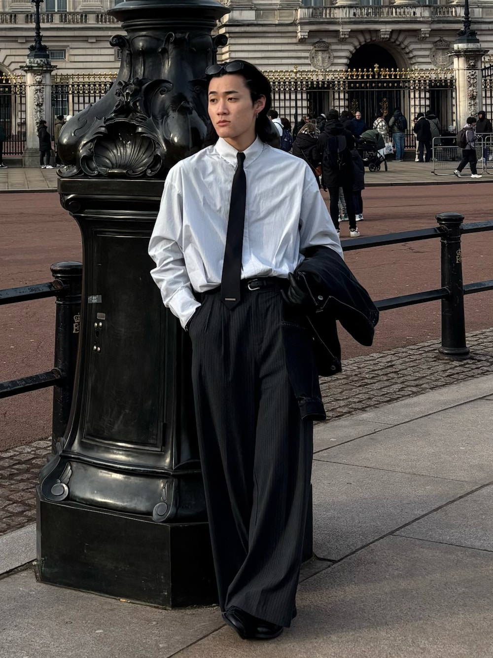 JOHN LAWRENCE SULLIVANのネクタイを使った人気ファッション