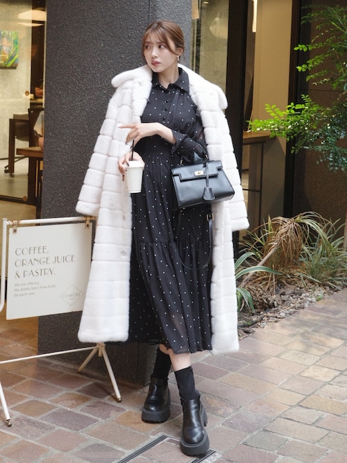 ニュアンスラインフェイクファーコート 秋服 冬服（ムートンコート