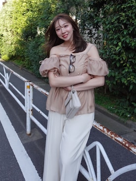 「rienda（リエンダ）の2WAYビジューオフショルブラウス　春服 夏服（シャツ/ブラウス、ベージュ系）」を使った、riendaofficialさん（レディース・154cm）の夏コーディネート