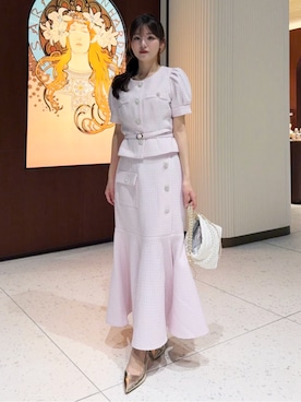 「rienda（リエンダ）のチェーンデコレーションミニバッグ 春服（ショルダーバッグ、ホワイト系）」を使った、riendaofficialさん（レディース・157cm）の春コーディネート