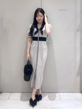 「rienda（リエンダ）の【森香澄さん着用】バイカラーパフスリーブタイトニットワンピース 春服 夏服（ワンピース、ベージュ系）」を使った、riendaofficialさん（レディース・157cm）の春コーディネート