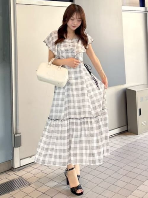 アールロゴボストンバッグ　ショルダーストラップ付き