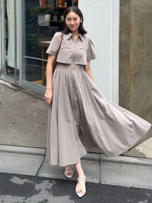 タグ付き新品未使用 rienda リエンダ バストフレアワンピース セール】【AKB48 千葉恵里さん着用】バストフレアワンピース 秋