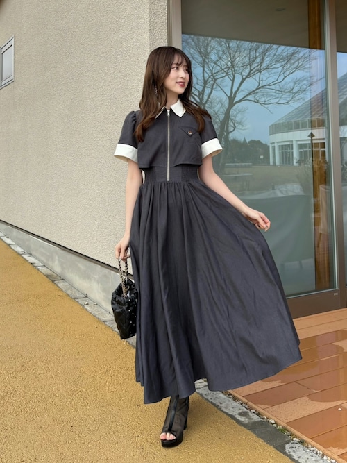 バストディティールフレアワンピース 春服 夏服（シャツワンピース