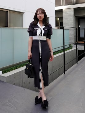 「rienda（リエンダ）の【森香澄さん着用】バイカラーパフスリーブタイトニットワンピース 春服 夏服（ワンピース、ブラック系）」を使った、riendaofficialさん（レディース・157cm）の春コーディネート