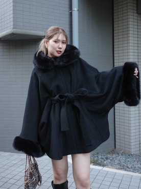 「アイテム（ポンチョ）」を使った、riendaofficialさん（レディース・164cm）の秋コーディネート