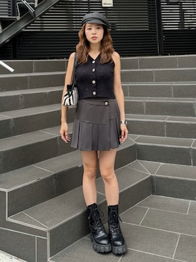 「rienda（リエンダ）のラップベルトミニスコートショートパンツ　夏服（スカート、ブラック系）」を使った、riendaofficialさん（レディース・154cm）の夏コーディネート
