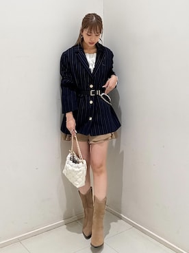 「rienda（リエンダ）のチェーンデコレーションミニバッグ 春服（ショルダーバッグ、ホワイト系）」を使った、riendaofficialさん（レディース・157cm）の春コーディネート