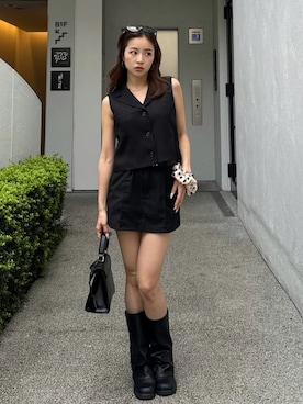 「rienda（リエンダ）のシングルテーラードベスト 夏服（ベスト、ブラック系）」を使った、riendaofficialさん（レディース・154cm）の夏コーディネート