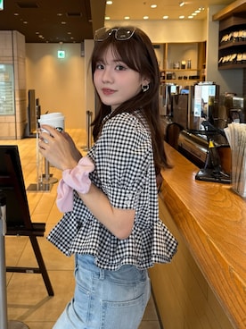 「rienda（リエンダ）のボリュームフリルヘムブラウス 春服（シャツ/ブラウス、その他）」を使った、riendaofficialさん（レディース・157cm）の春コーディネート