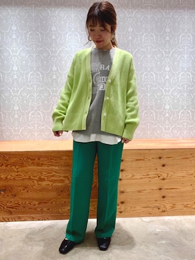 「グリーンパンツ」｜mariさん（レディース・164cm）の冬コーディネート
