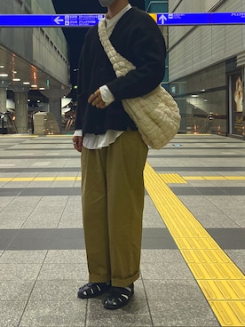 「ONCILY（オンシェリー）のアイテム（チノパンツ）」を使った、coco_010_cocoさん（メンズ・174cm）の秋コーディネート