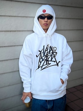 「アイテム（パーカー、ホワイト系）」を使った、La VIA NOSTRAさん（メンズ・170cm）の冬コーディネート