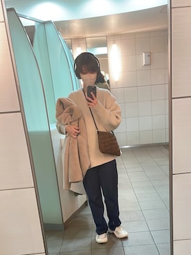 「ENOF（イナフ）のアイテム（パンツ）」を使った、Saraさん（レディース・156cm）の冬コーディネート