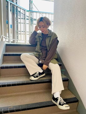 「ストレートパンツ」｜「アイテム（財布/小物）」を使った、miiisanさん（レディース・150cm）の秋コーディネート