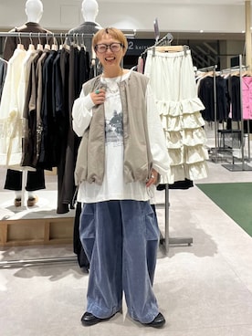 「LEPSIM（レプシィム）のヴィンテージコーデュロイパンツ　1047013（その他パンツ、ブルー系）」を使った、miiisanさん（レディース・150cm）の秋コーディネート