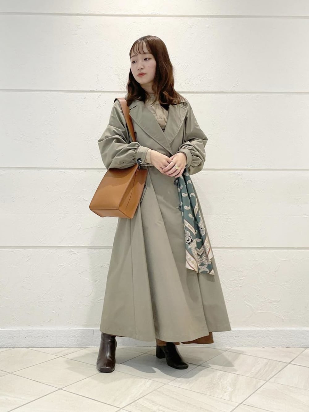 LADYMADE♡大人気スカーフベルトフレアトレンチ 1679541383_320.jpg