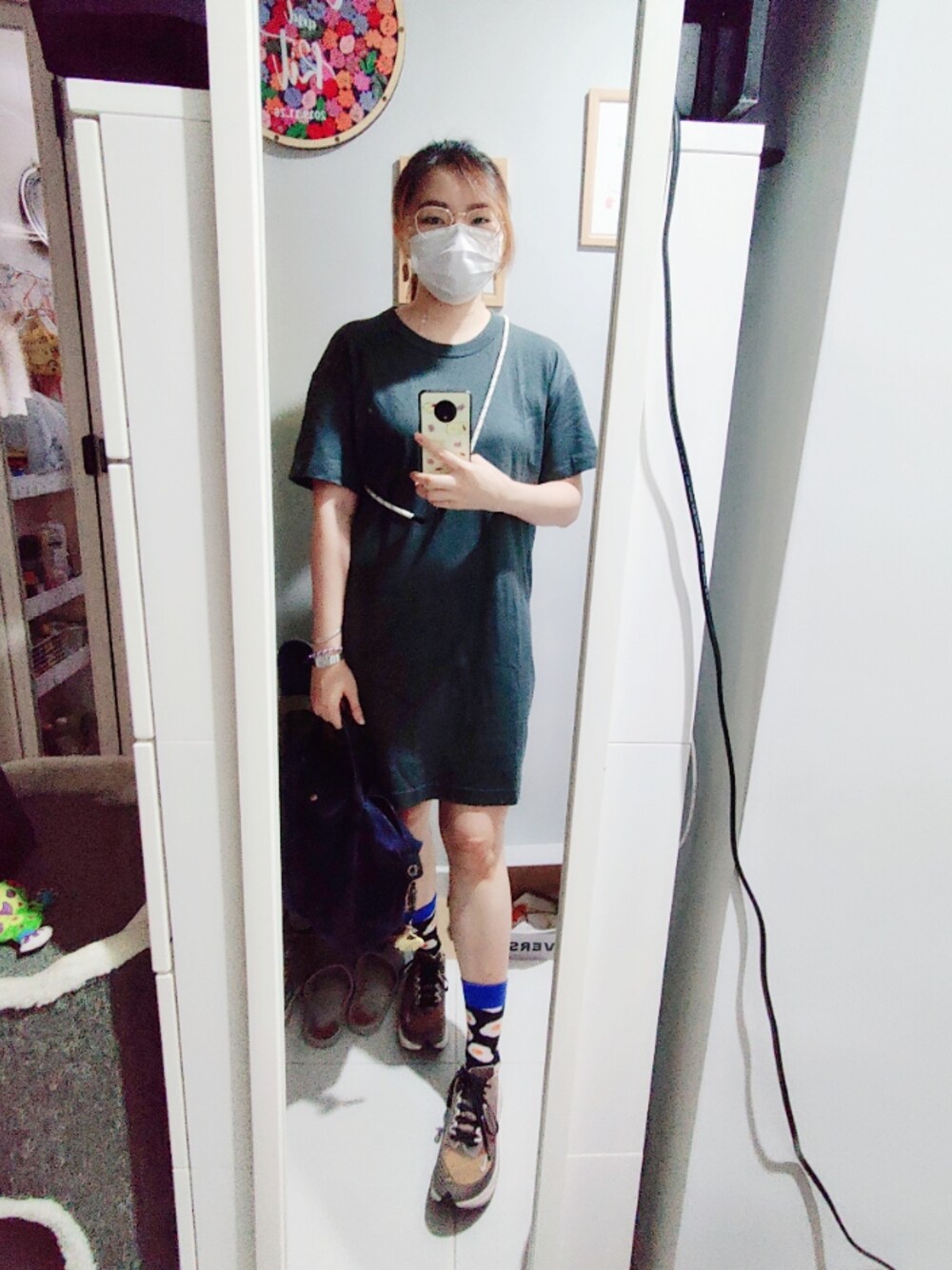 「monday、working style、hkgirl、September 2021、夏コーデ、UNIQLO、quick outfit」｜「UNIQLOのアイテム（ワンピース、グレー系）」を使った、Yukariveraさん（レディース・164cm）の秋コーディネートの1枚目の写真