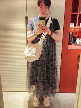 「アイテム（サンダル）」を使った、Yukariveraさん（レディース・165cm）の秋コーディネート
