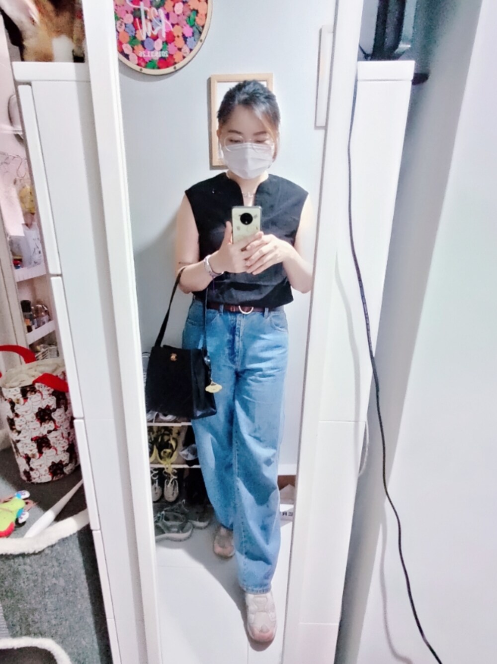 「Friday、wiwt、working style、hkgirl、September 2021、夏秋ミックス、微胖穿搭、chanel #vintage」｜「UNIQLOのアイテム（デニムパンツ、ブルー系）」を使った、Yukariveraさん（レディース・164cm）の秋コーディネートの1枚目の写真
