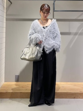 「PAGEBOY（ページボーイ）のスリーピーシャギーVネックカーディガン（カーディガン/ボレロ、グレー系）」を使った、静。さん（レディース・154cm）の秋コーディネート